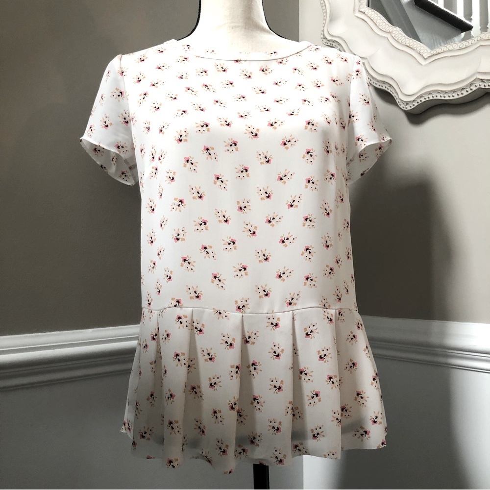 Loft Blouse White with Delicate pink and tan flowers Size XS.